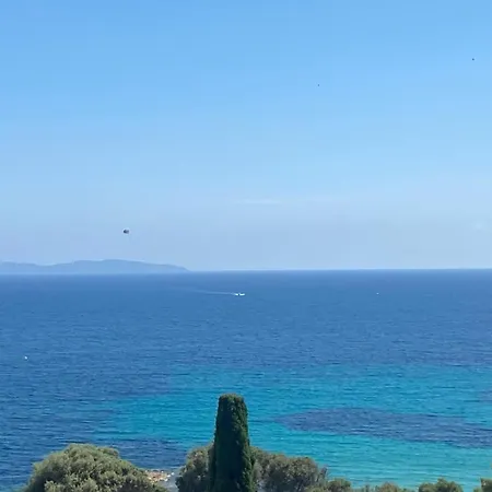 Apartment And Bright 60 M With Terrace View On The Sea