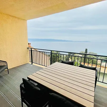 And Bright 60 M With Terrace View On The Sea * 아작시오